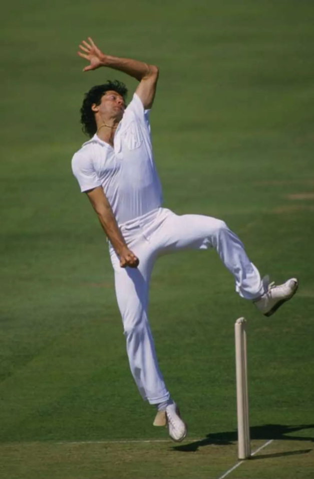 Imran Khan in his classic bowling delivery stride